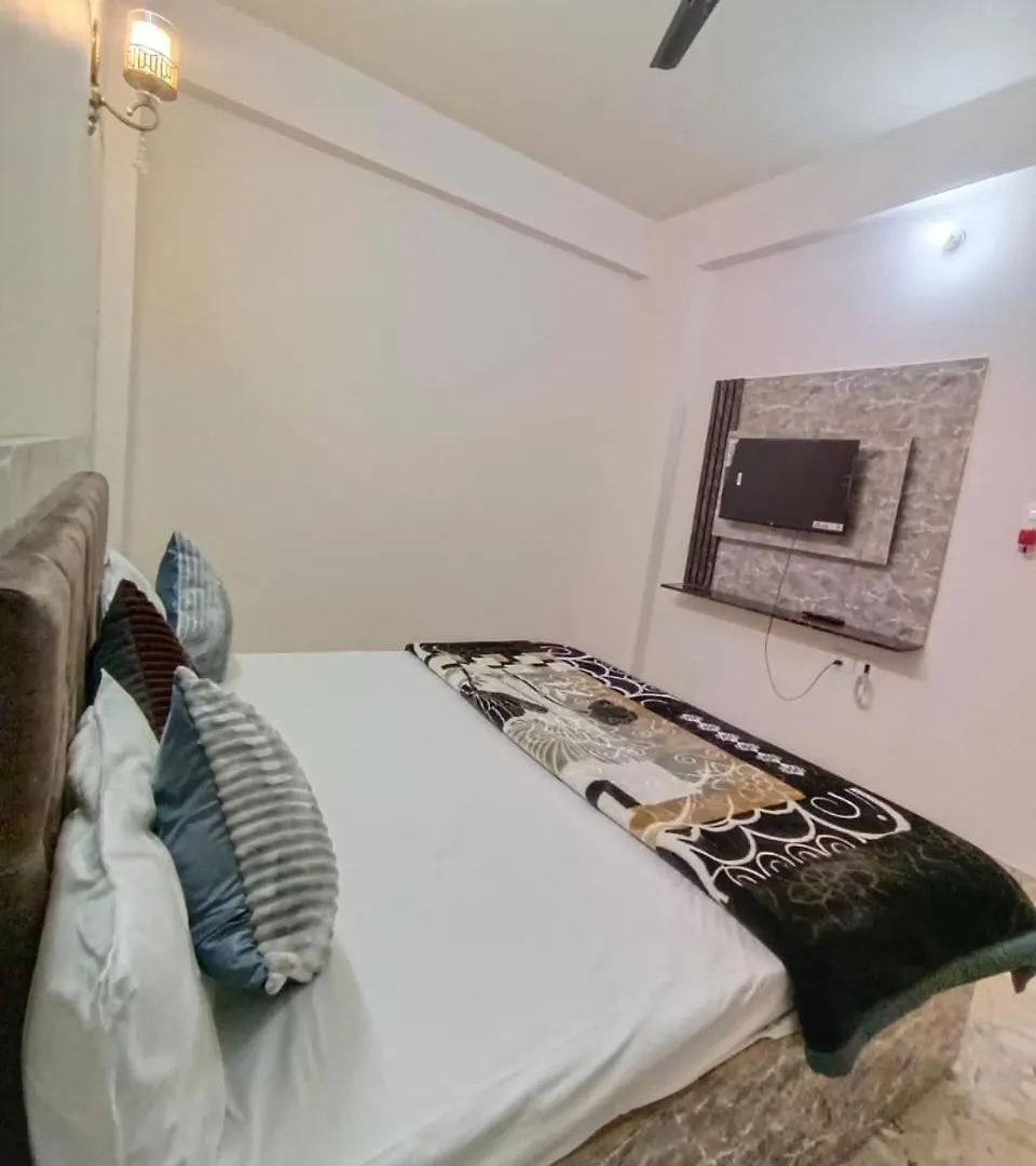 Om Shree Bhairav Home Stay Varanasi 0*,  India